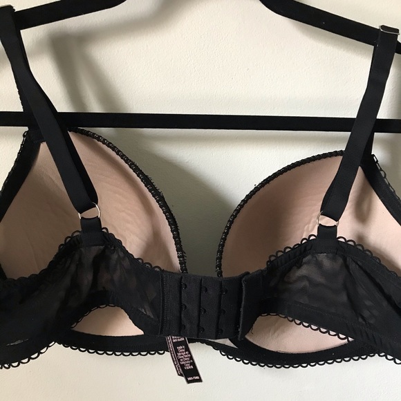 Victoria's Secret Dream Angels Demi Bra - Picture 12 of 15